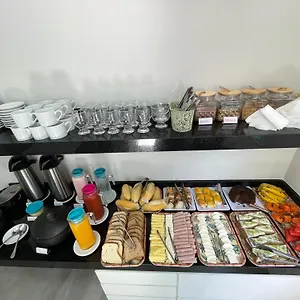 https://brisa-dos-anjos-suites.cabofriohotels.org